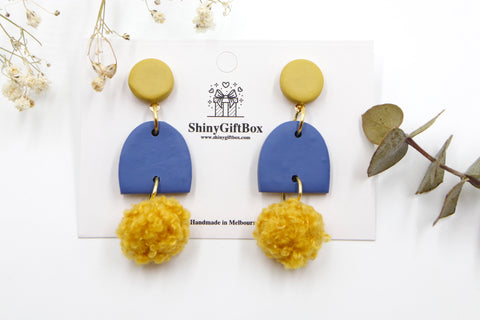 Blue Dome & Mustard Pom Pom