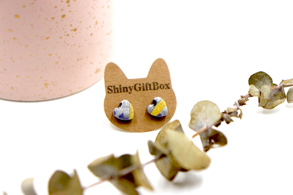 Mini Shimmer Silver Heart Resin Studs