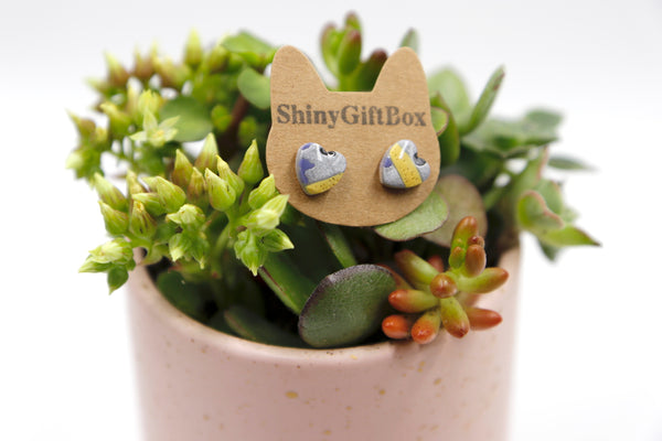 Mini Shimmer Silver Heart Resin Studs