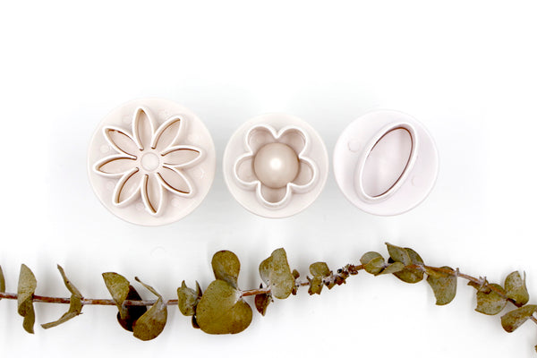 Mini Daisy & Plum Blossom Flowers & Oval Clay Cutters 3pc