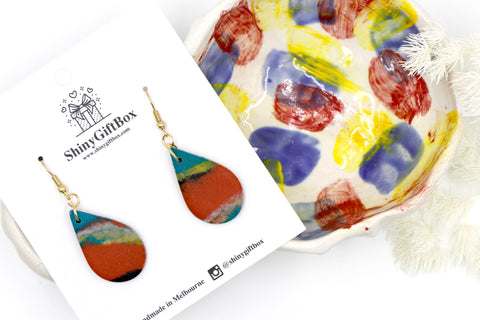 Leather Effect Tear Drop Hook Dangle